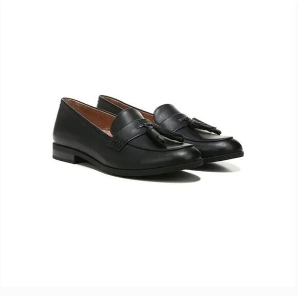 Naturalizer Marco Tassel Loafers 6 Black Leather Flats Academia Career Work - Picture 2 of 9